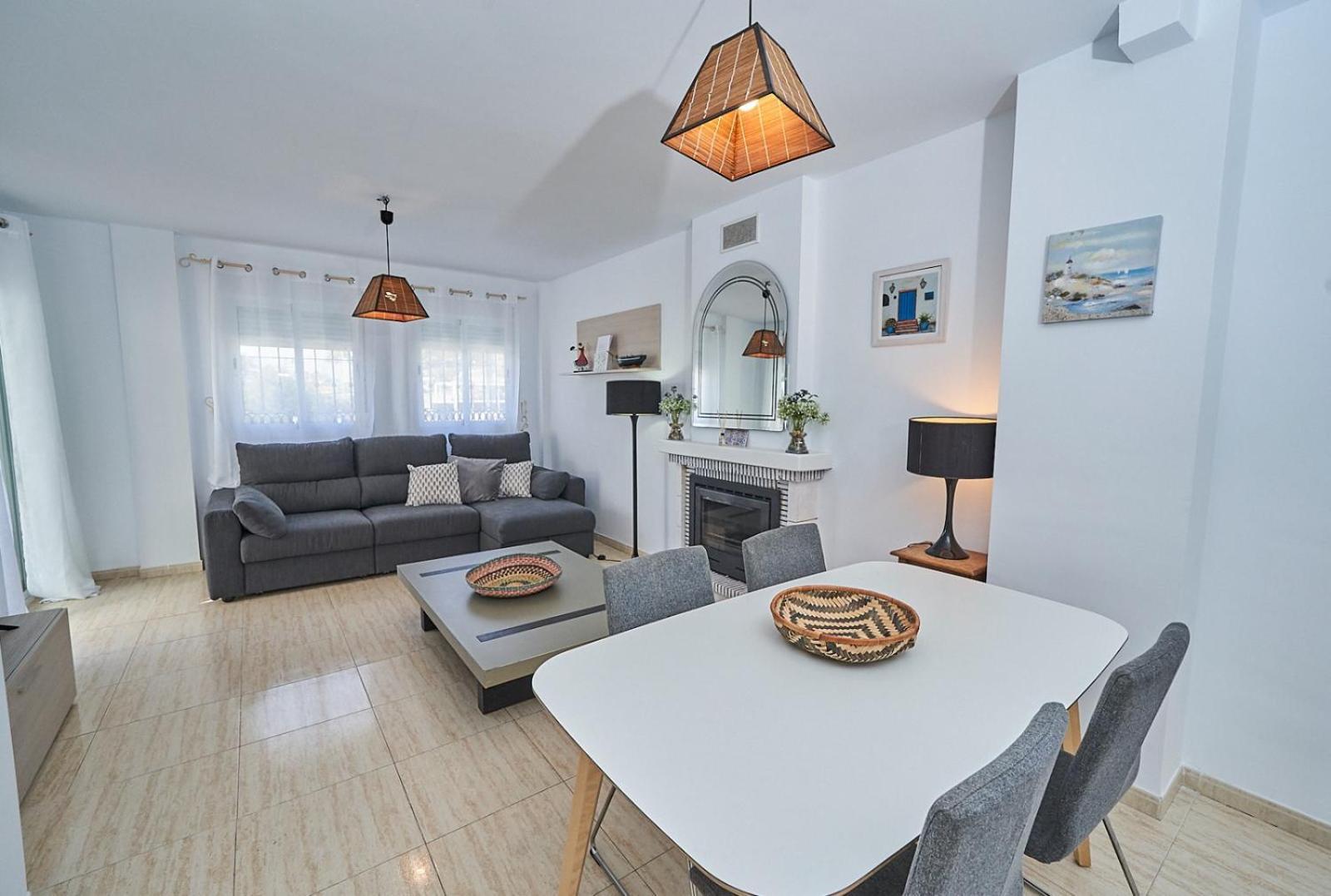 Villa Pura - Private Jacuzzi & Heated Pool Nerja Buitenkant foto