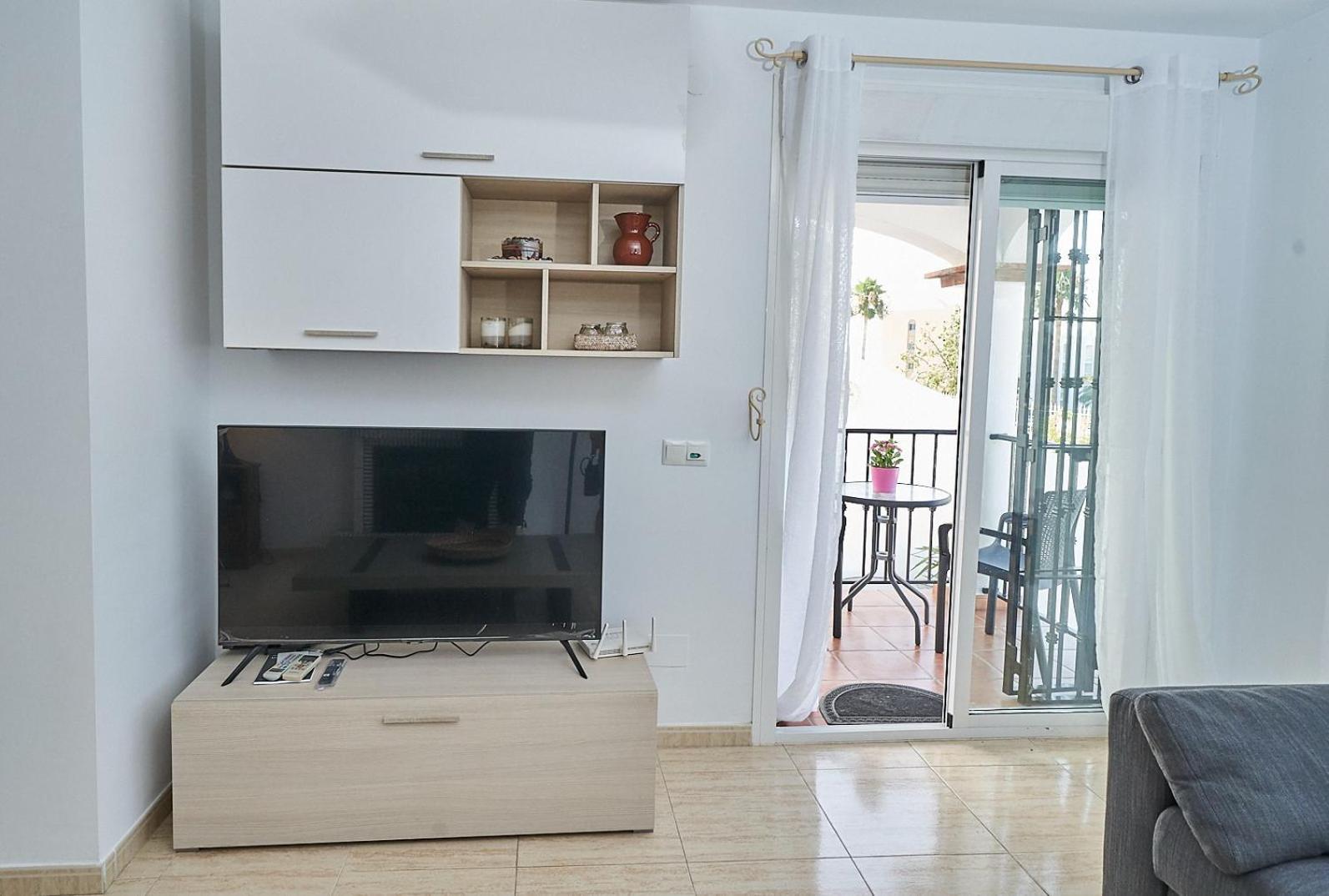 Villa Pura - Private Jacuzzi & Heated Pool Nerja Buitenkant foto