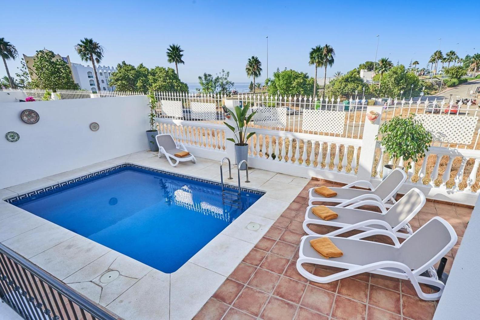 Villa Pura - Private Jacuzzi & Heated Pool Nerja Buitenkant foto