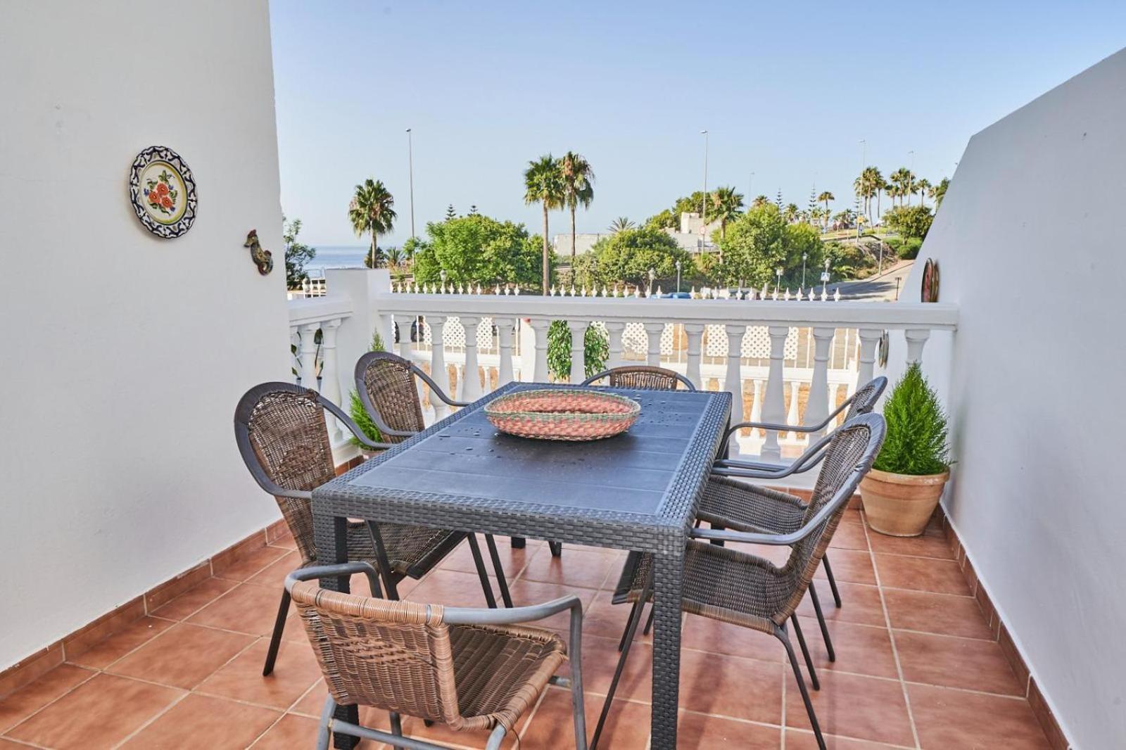 Villa Pura - Private Jacuzzi & Heated Pool Nerja Buitenkant foto
